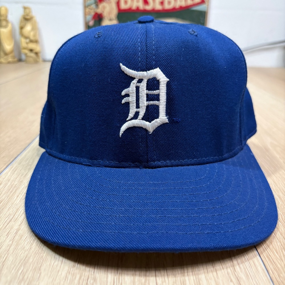 Vintage Pro-Line Detroit Tigers Style Blue Fitted Hat Cap 6 7/8 Made in USA